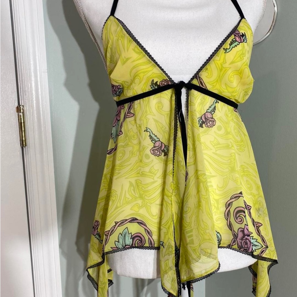 Betsey Johnson yellow top